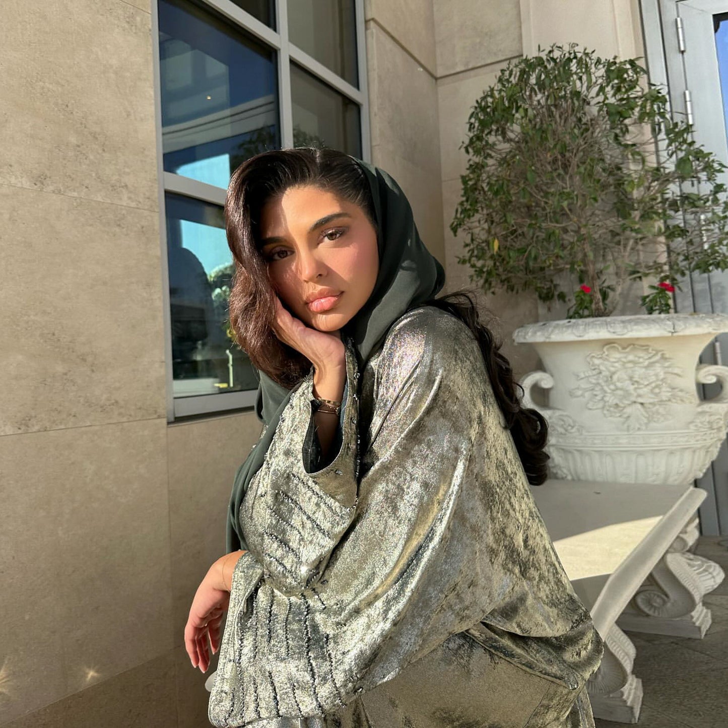 Lustrous Iridescent Open Abaya with Diamante-Embellished Sleeves